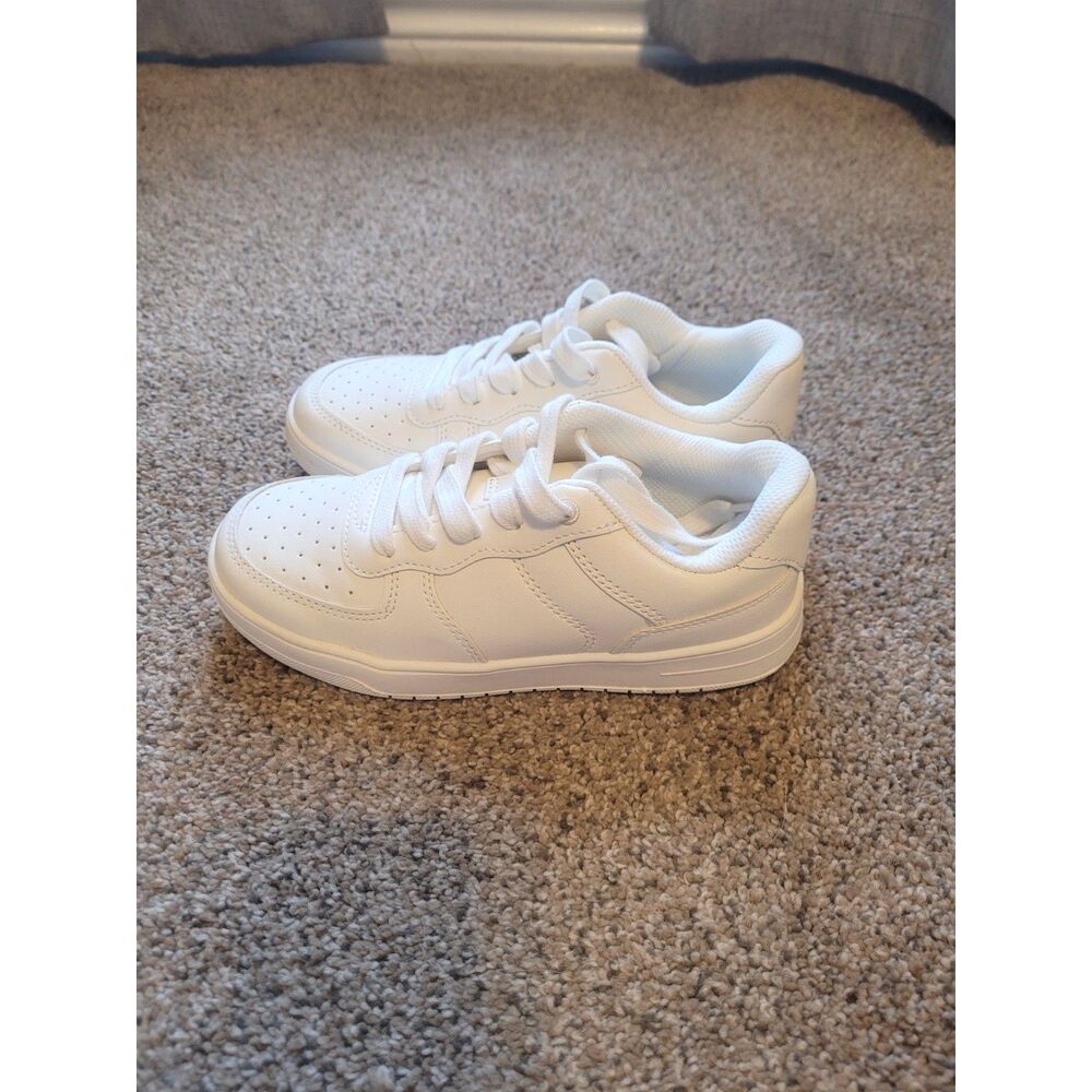 Kids White Sneakers Size 1 Youth Unisex Lace Up Court Shoes NEW Non-Marking